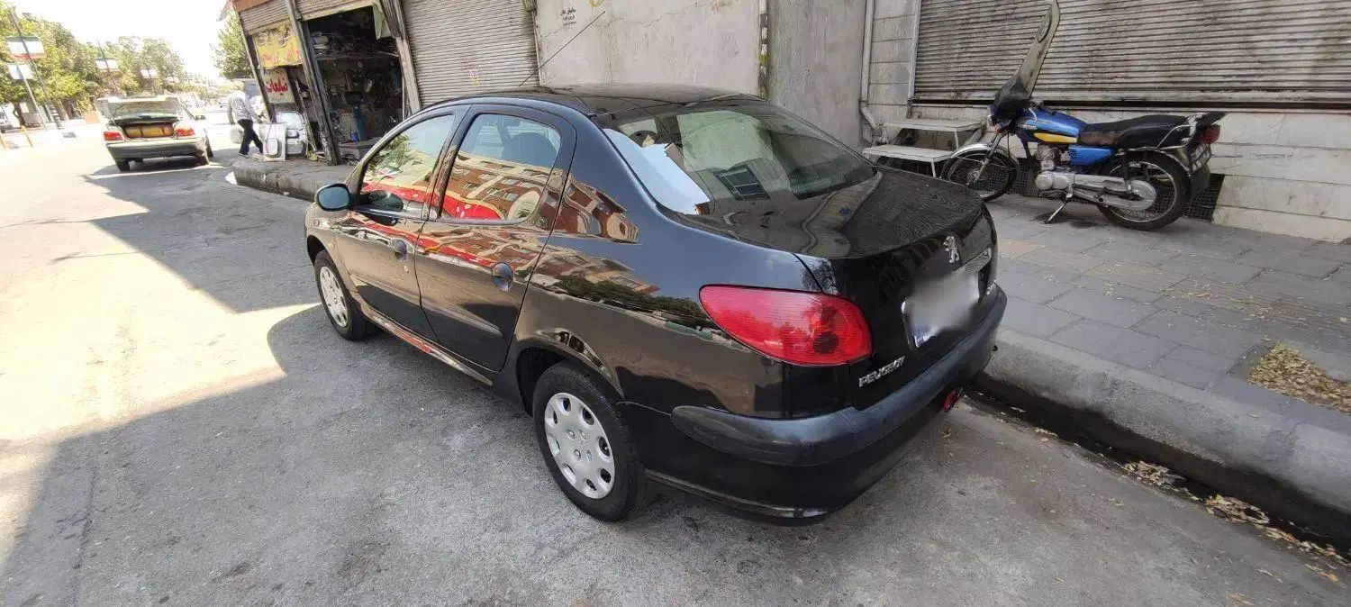 پژو ۲۰۶ صندوق دار v8 - 1390
