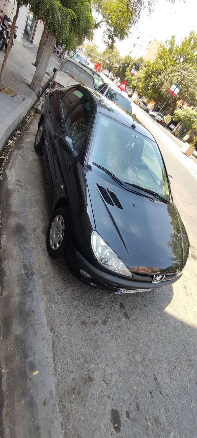 پژو ۲۰۶ صندوق دار v8 - 1390