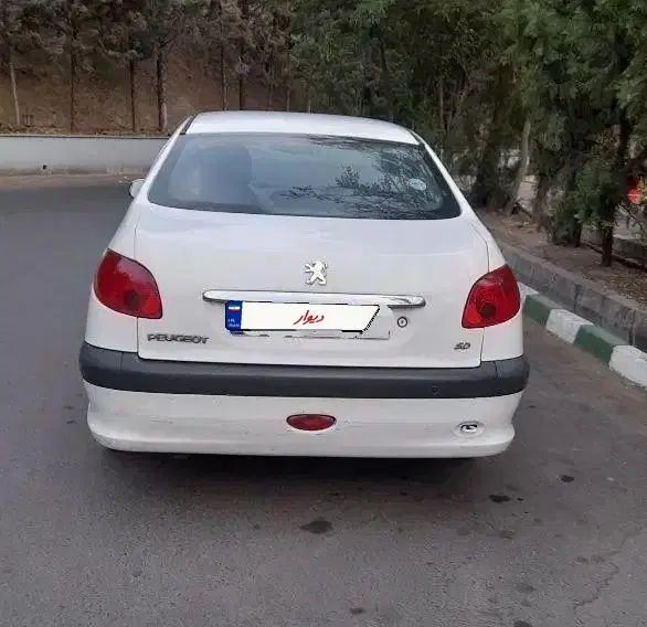 پژو ۲۰۶ صندوق دار v8 - 1394