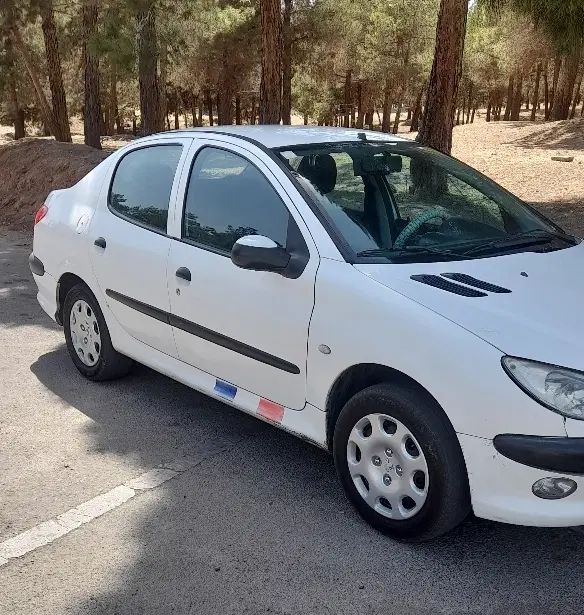 پژو ۲۰۶ صندوق دار v8 - 1394