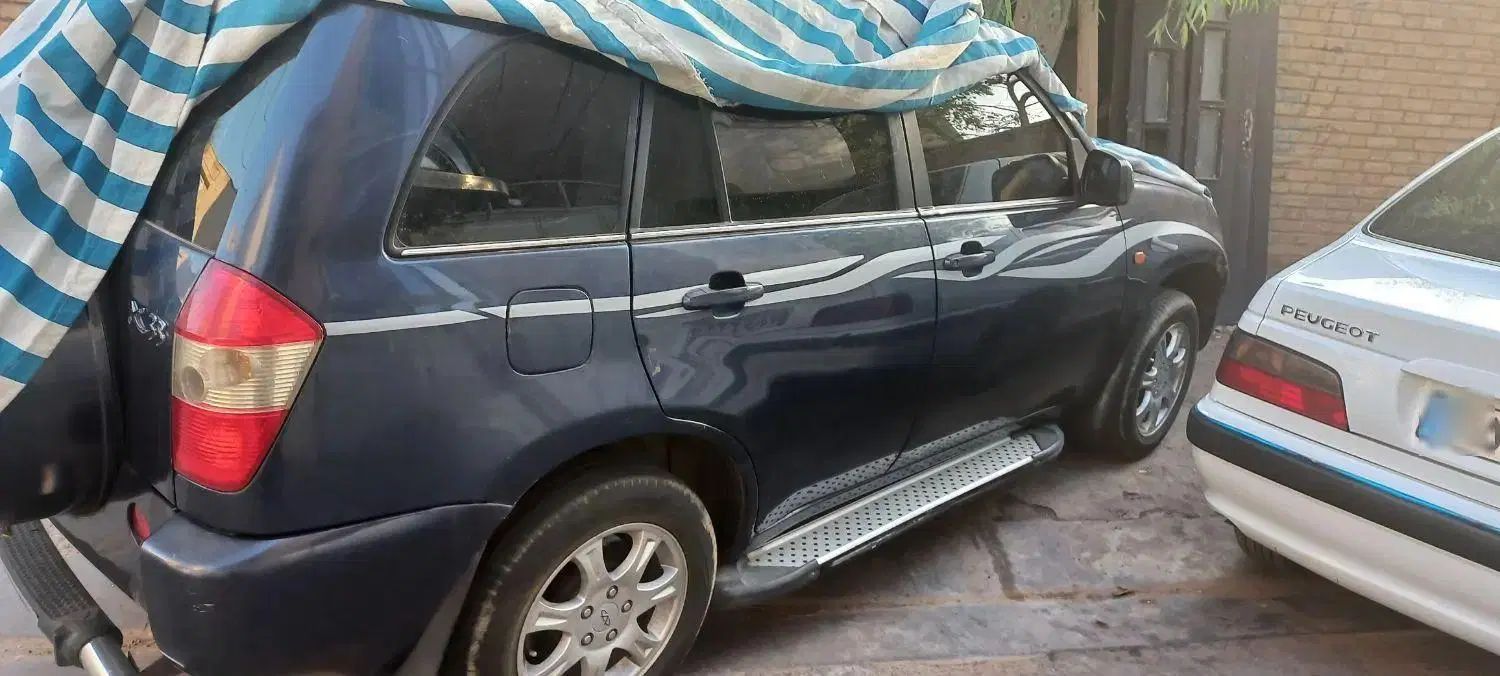 ام وی ام X33 دنده‌ای ساده - 1392