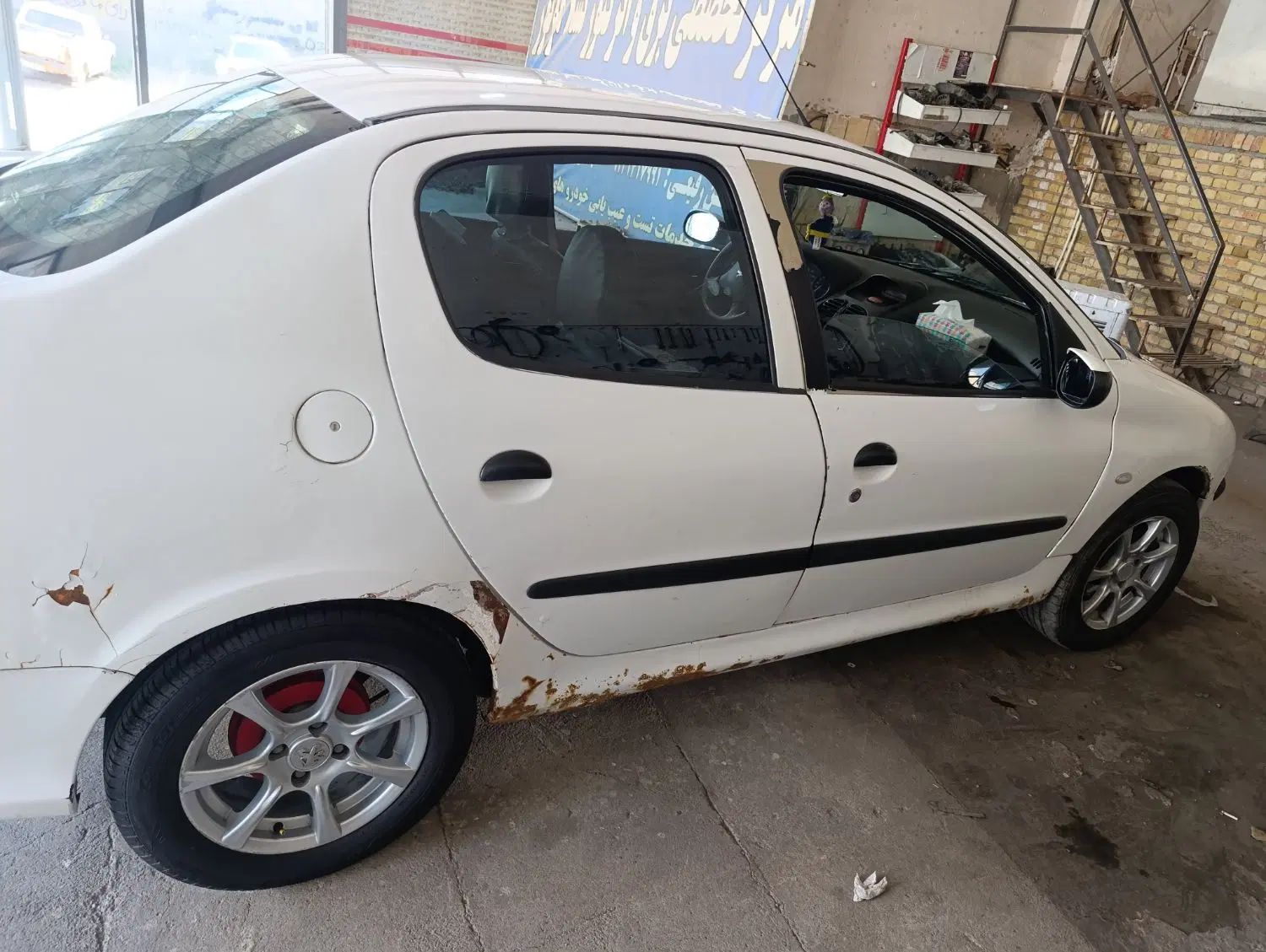 پژو ۲۰۶ صندوق دار v8 - 1388