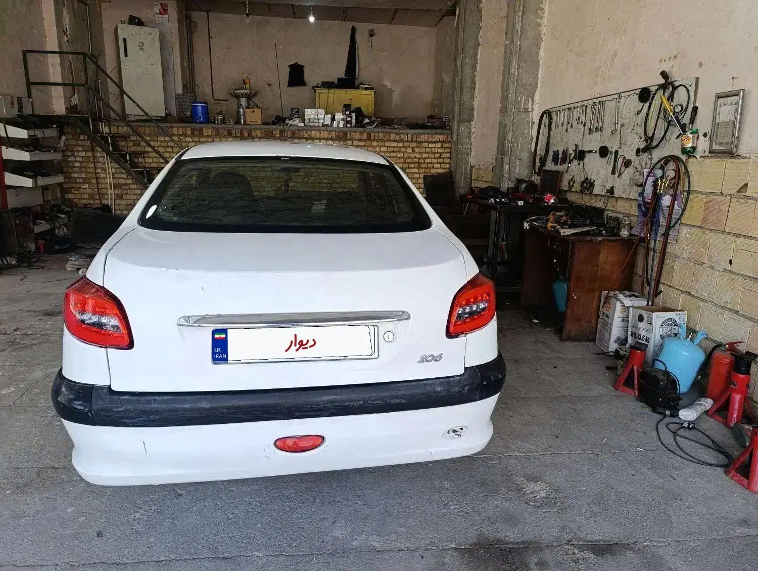 پژو ۲۰۶ صندوق دار v8 - 1388