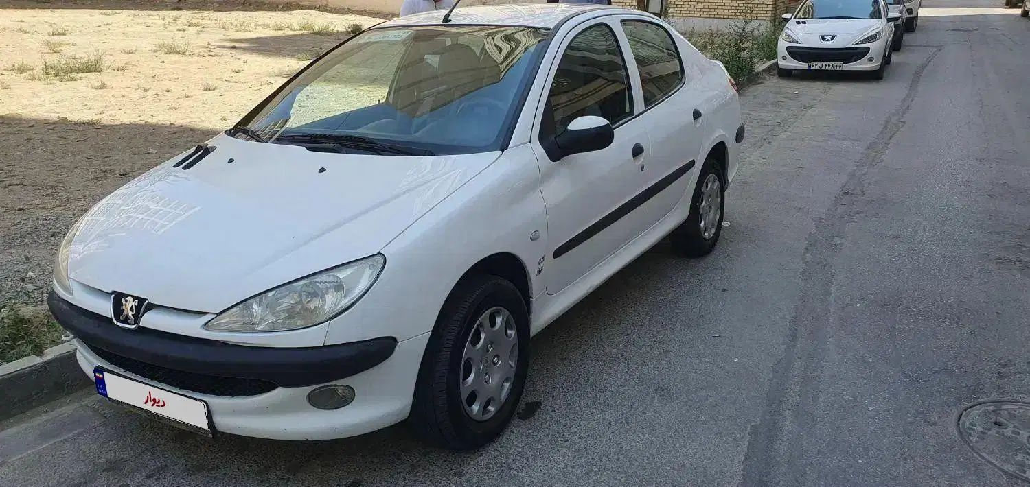 پژو ۲۰۶ صندوق دار v8 - 1390