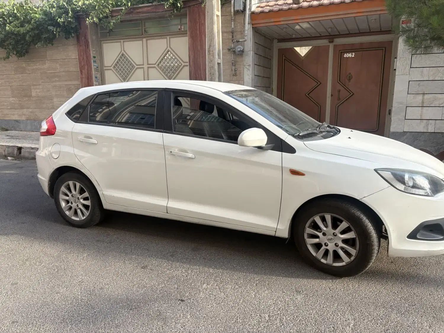 ام وی ام 315 هاچ بک اسپرت لاکچری - 1394