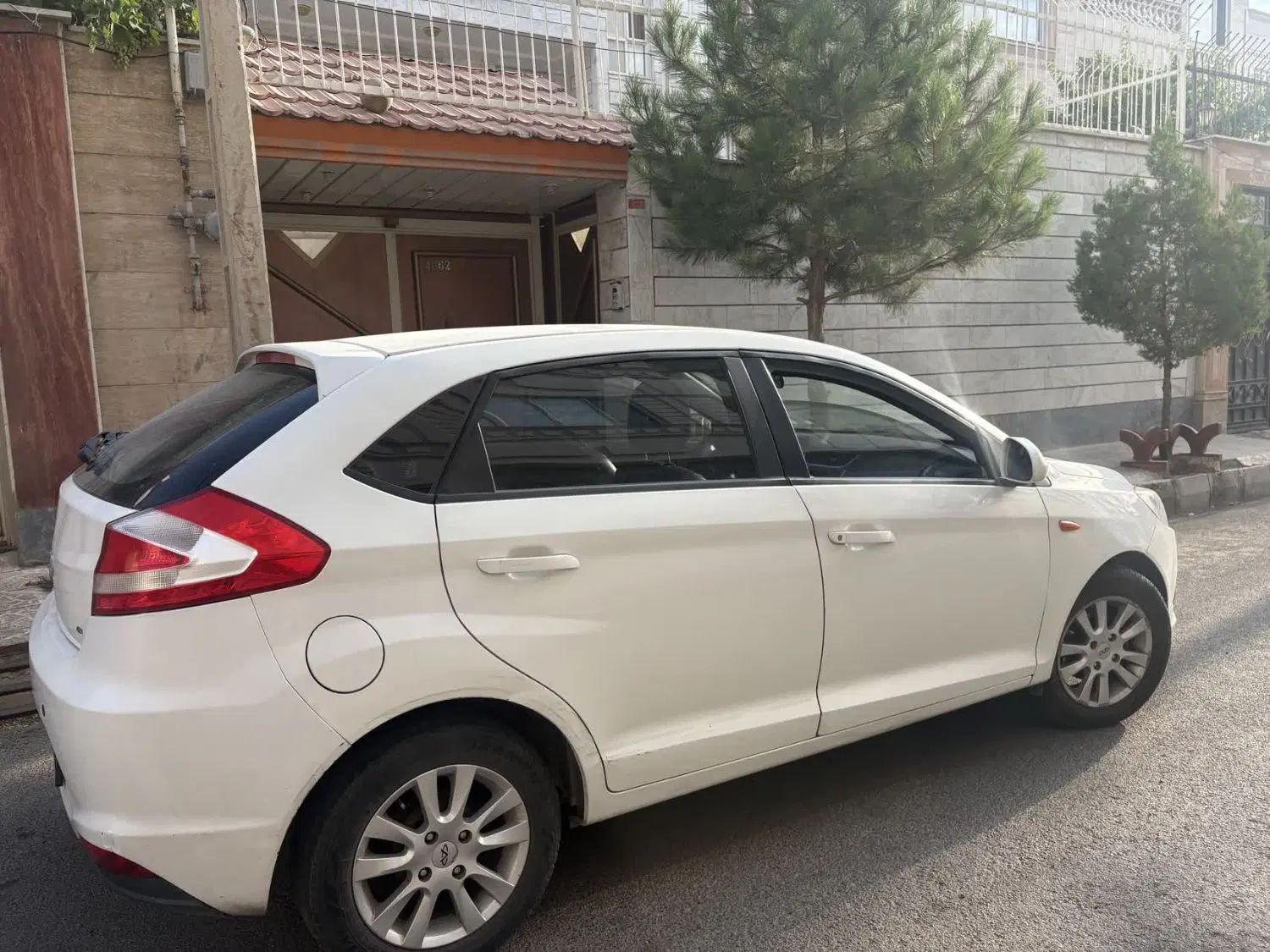 ام وی ام 315 هاچ بک اسپرت لاکچری - 1394