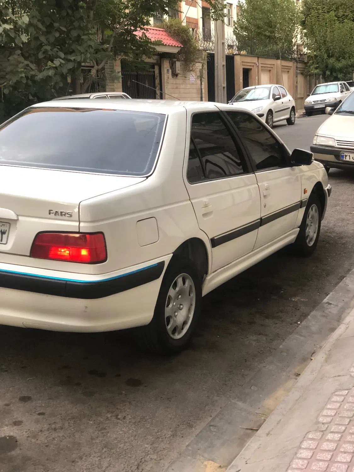 پژو پارس دوگانه سوز - 1389