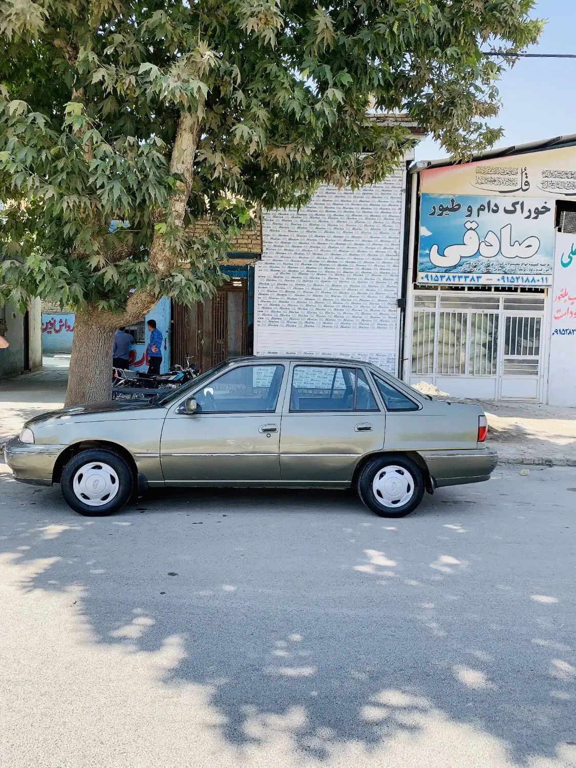 دوو سیلو سدان - 1381