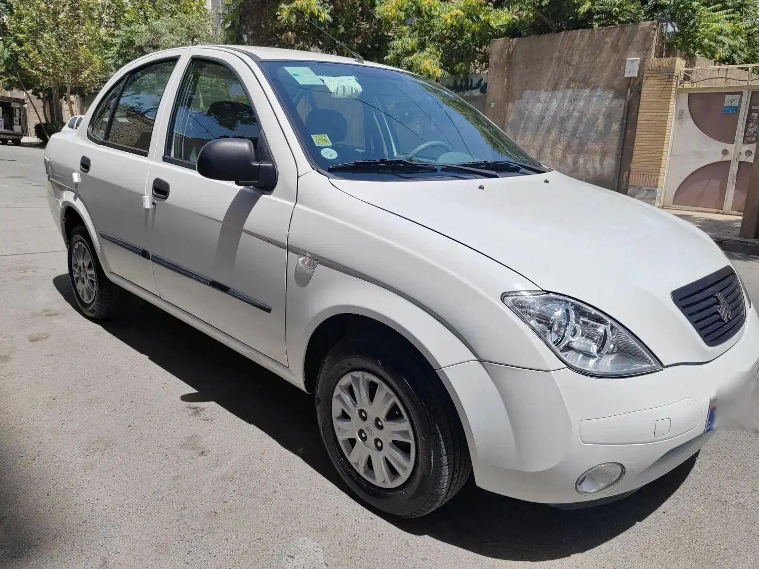 تیبا صندوق دار SX - 1400