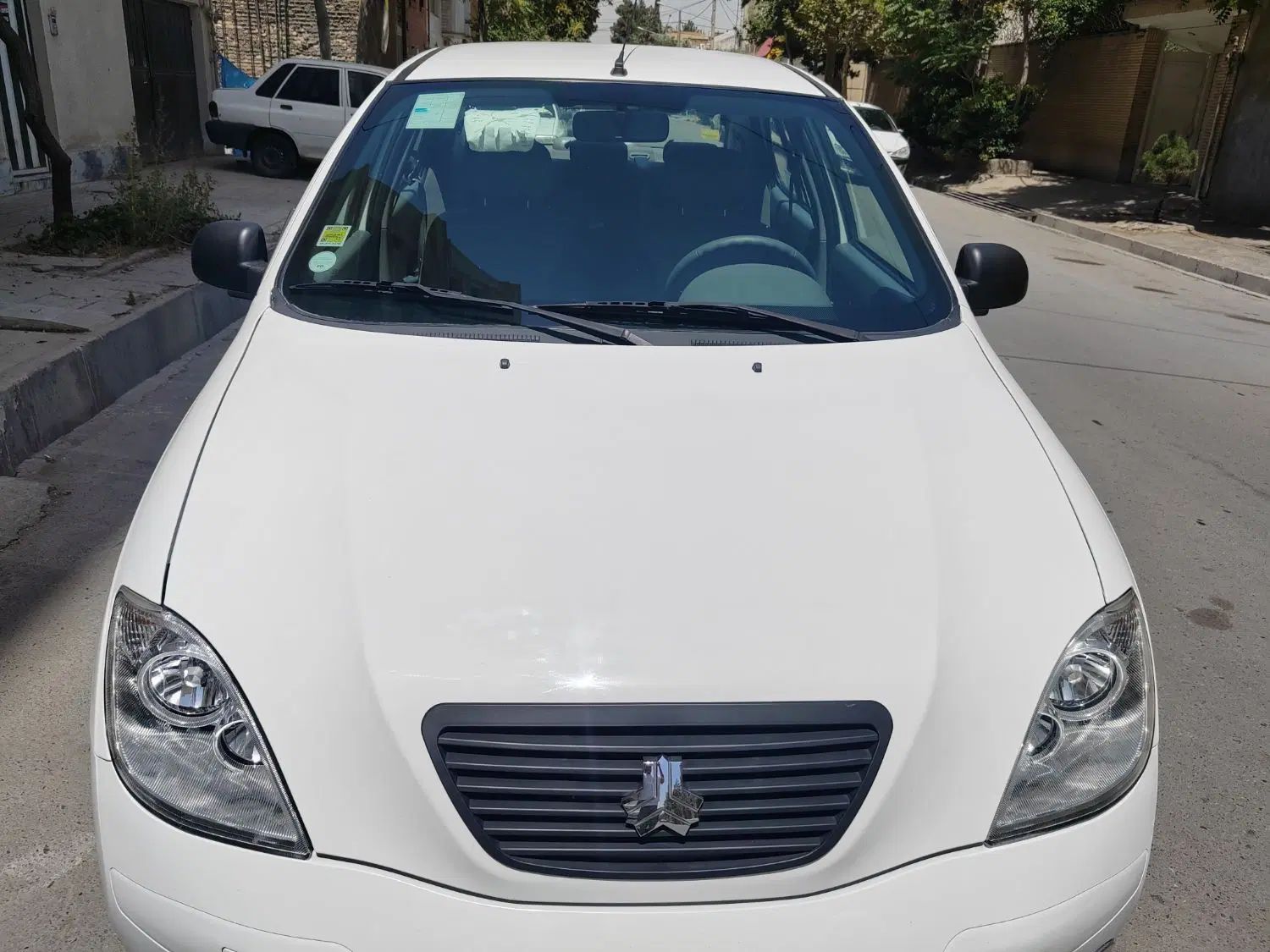 تیبا صندوق دار SX - 1400