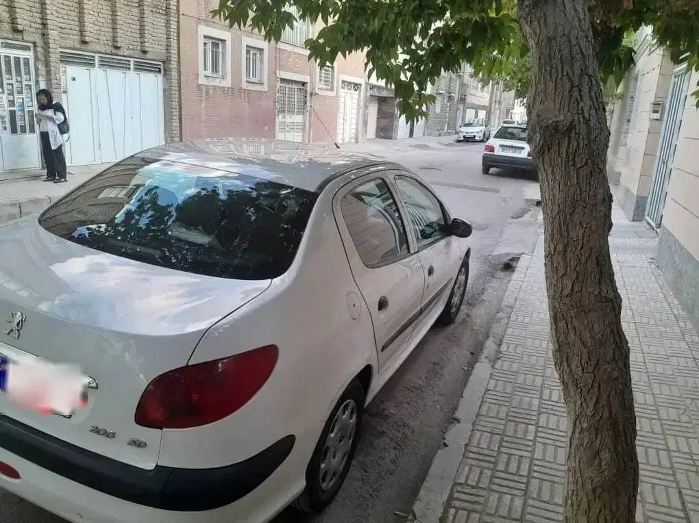 پژو ۲۰۶ صندوق دار v8 - 1397