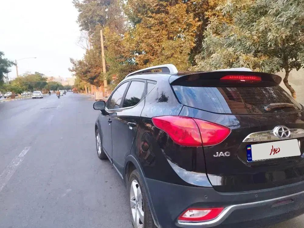 جک S3 اتوماتیک - 1402