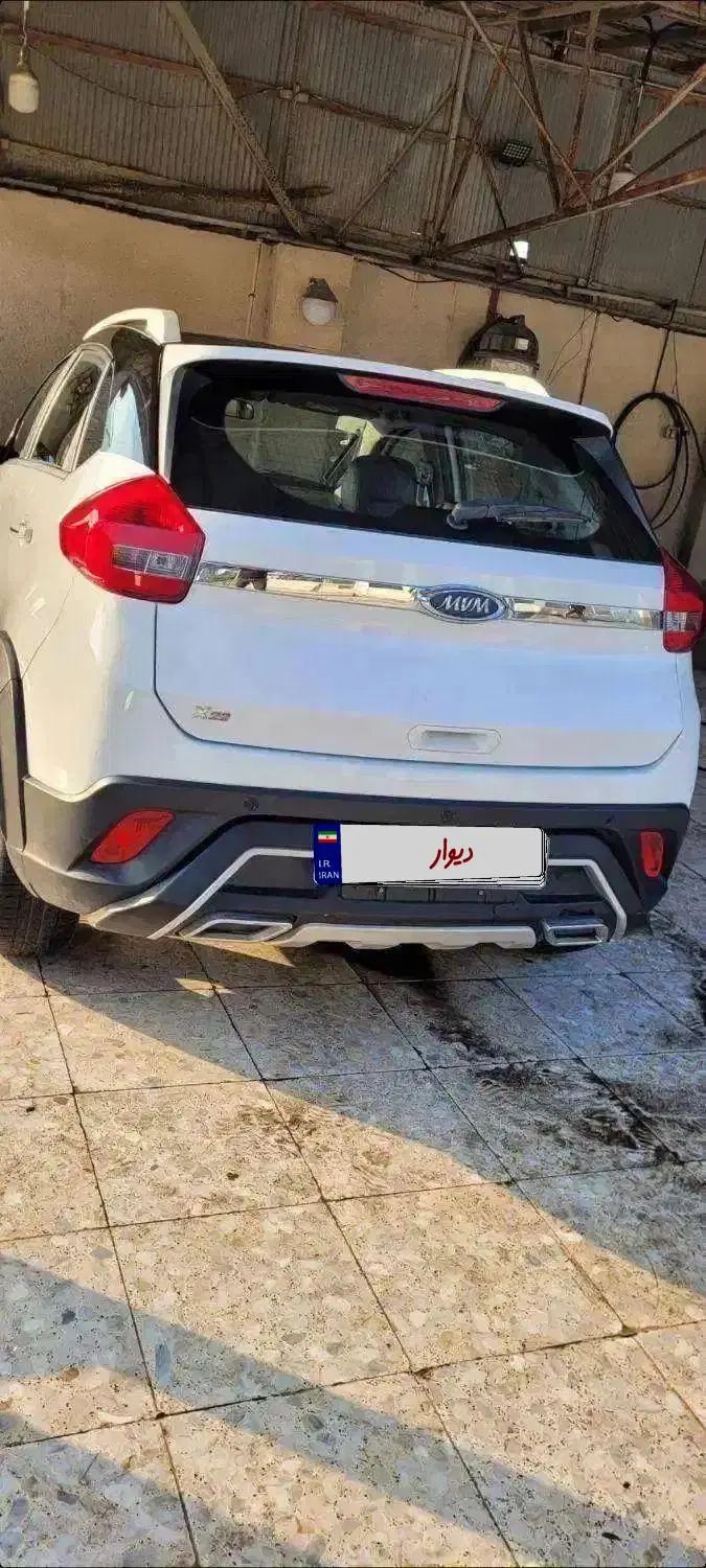 خودرو ام وی ام، X22 آگهی ann_19993595