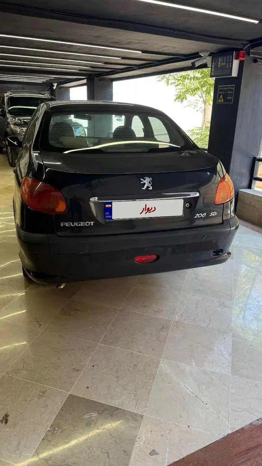 پژو ۲۰۶ صندوق دار v8 - 1393