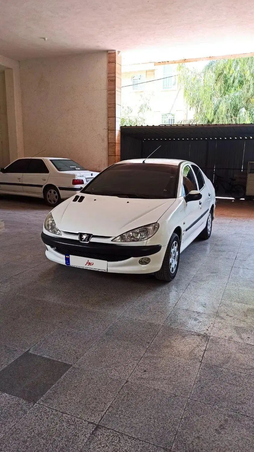 پژو ۲۰۶ صندوق دار v8 - 1396