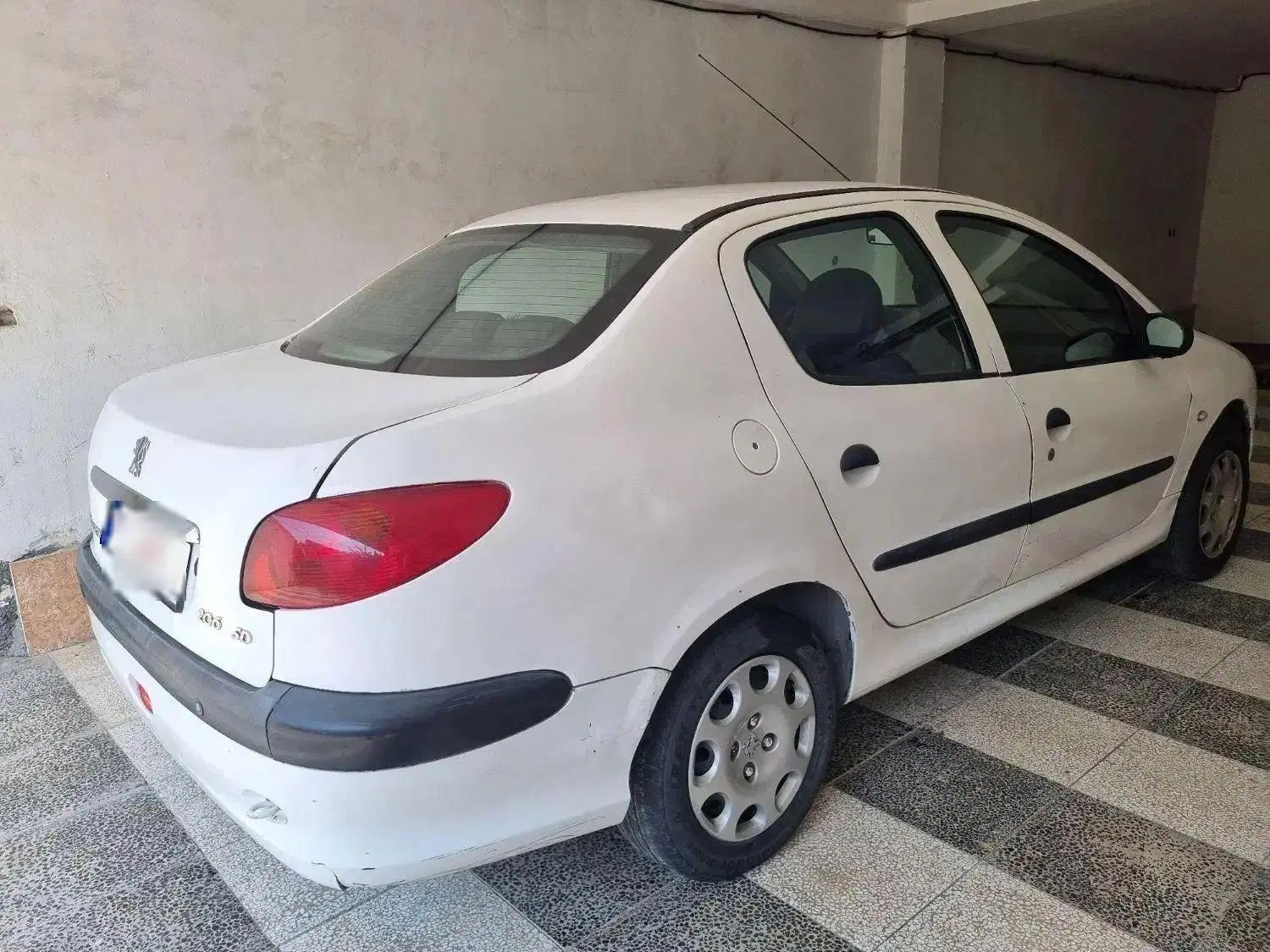 پژو ۲۰۶ صندوق دار v8 - 1396