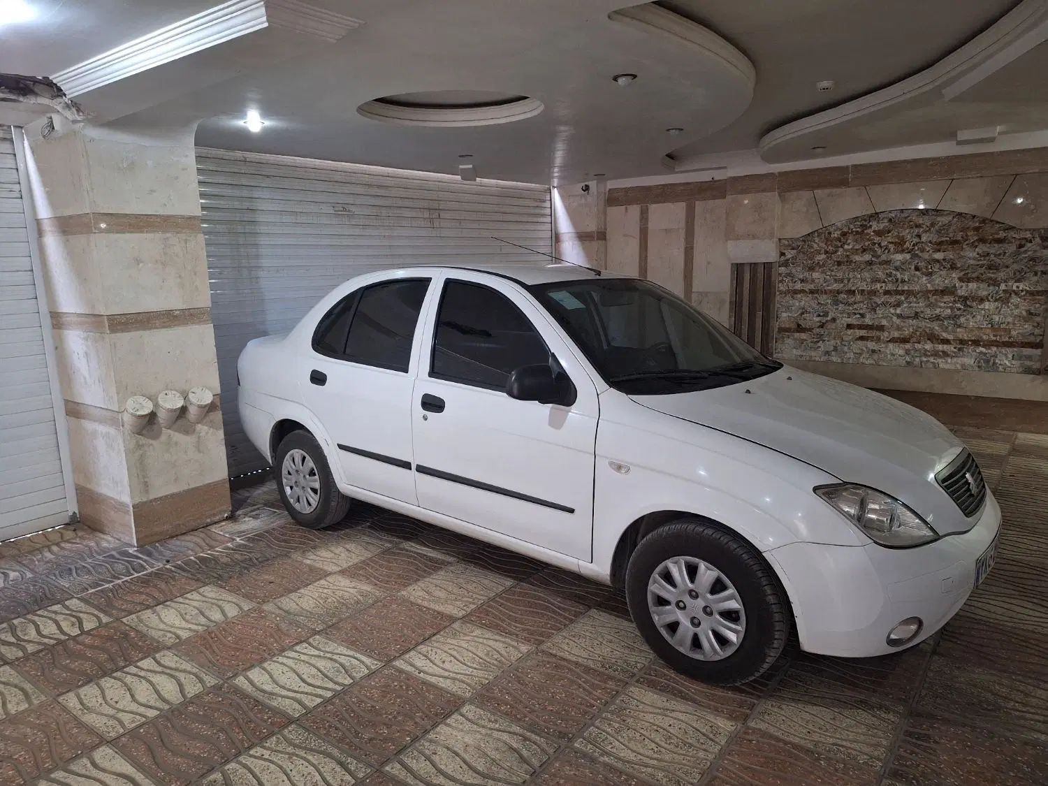 تیبا صندوق دار SX - 1400