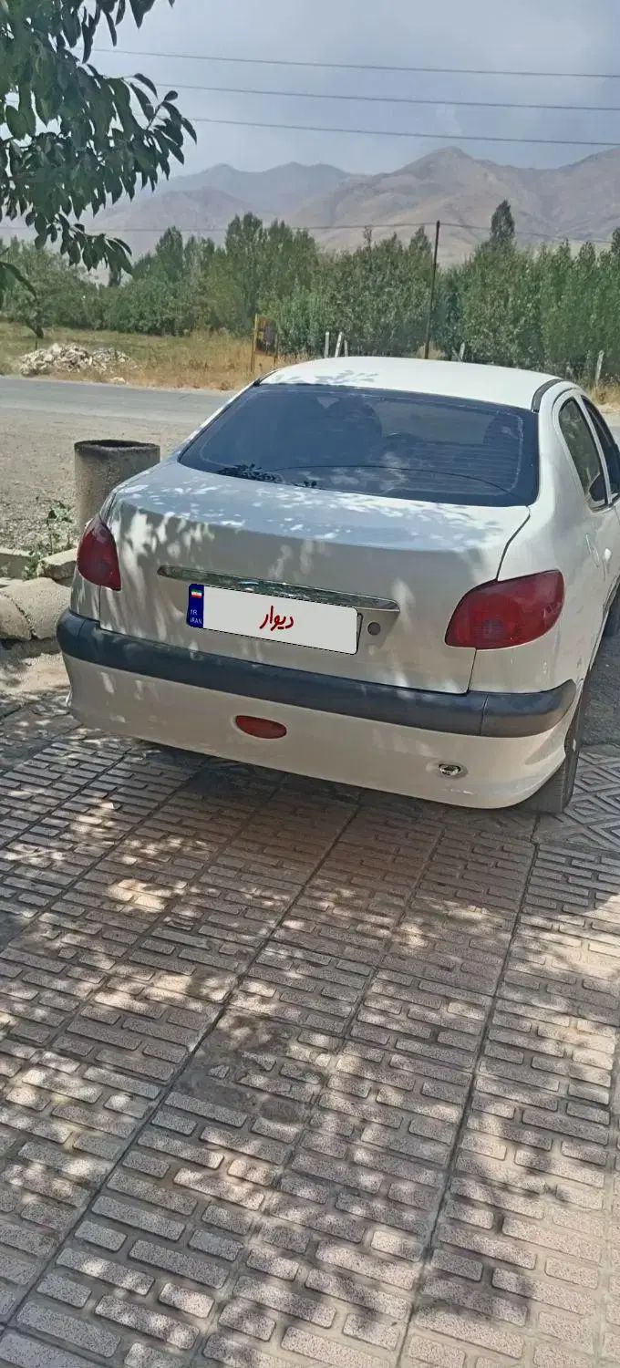 پژو ۲۰۶ صندوق دار v8 - 1393
