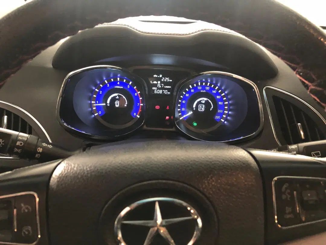 جک S5 اتوماتیک - 1396