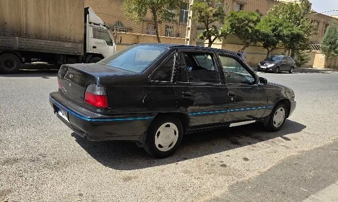 دوو سیلو سدان - 1382