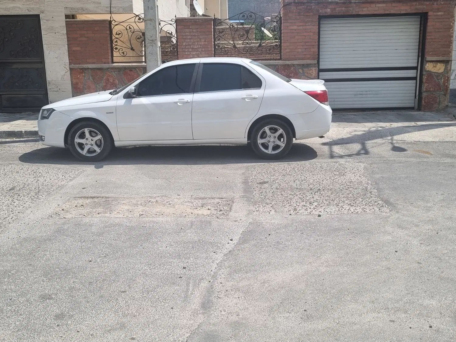 دنا پلاس تیپ ۲ سانروف ۴ ایربگ - 1396