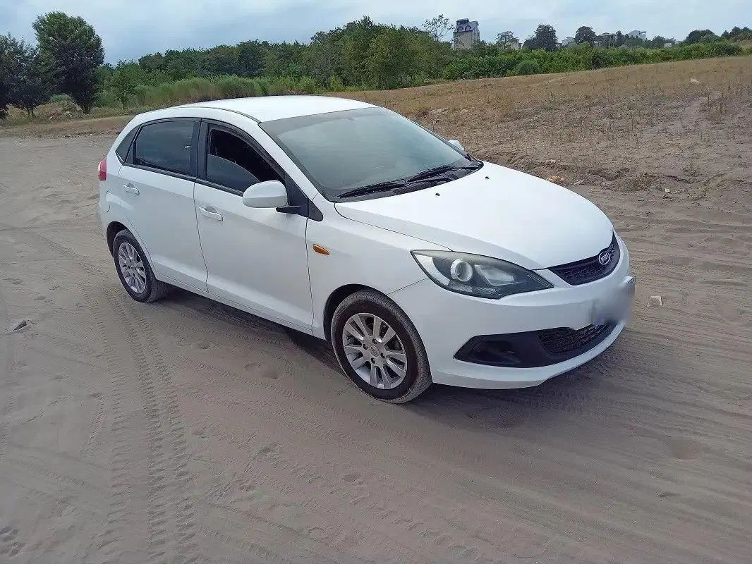 ام وی ام 315 هاچ بک ساده دنده ای - 1394