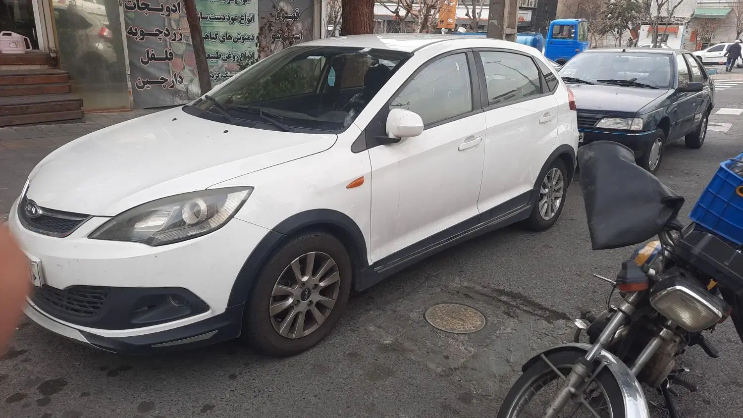 ام وی ام 315 هاچ بک اسپرت لاکچری - 1396
