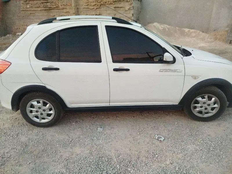 خودرو کوییک، معمولی آگهی ann_19994749