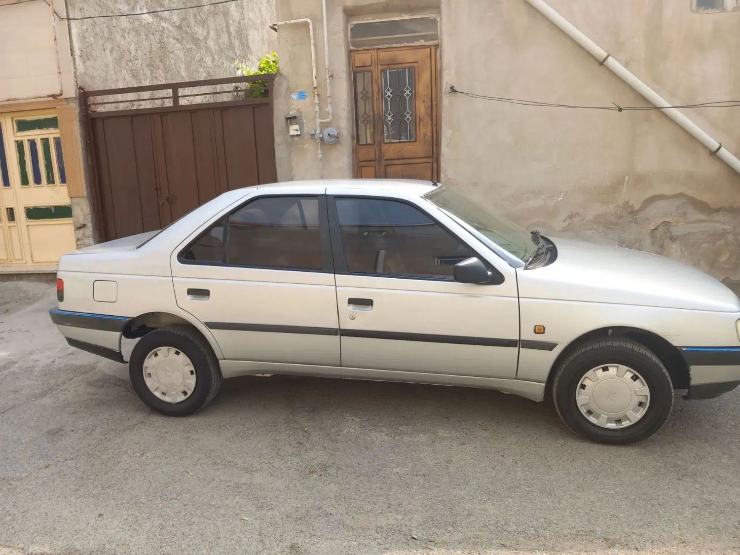 پژو 405 GL - 1370
