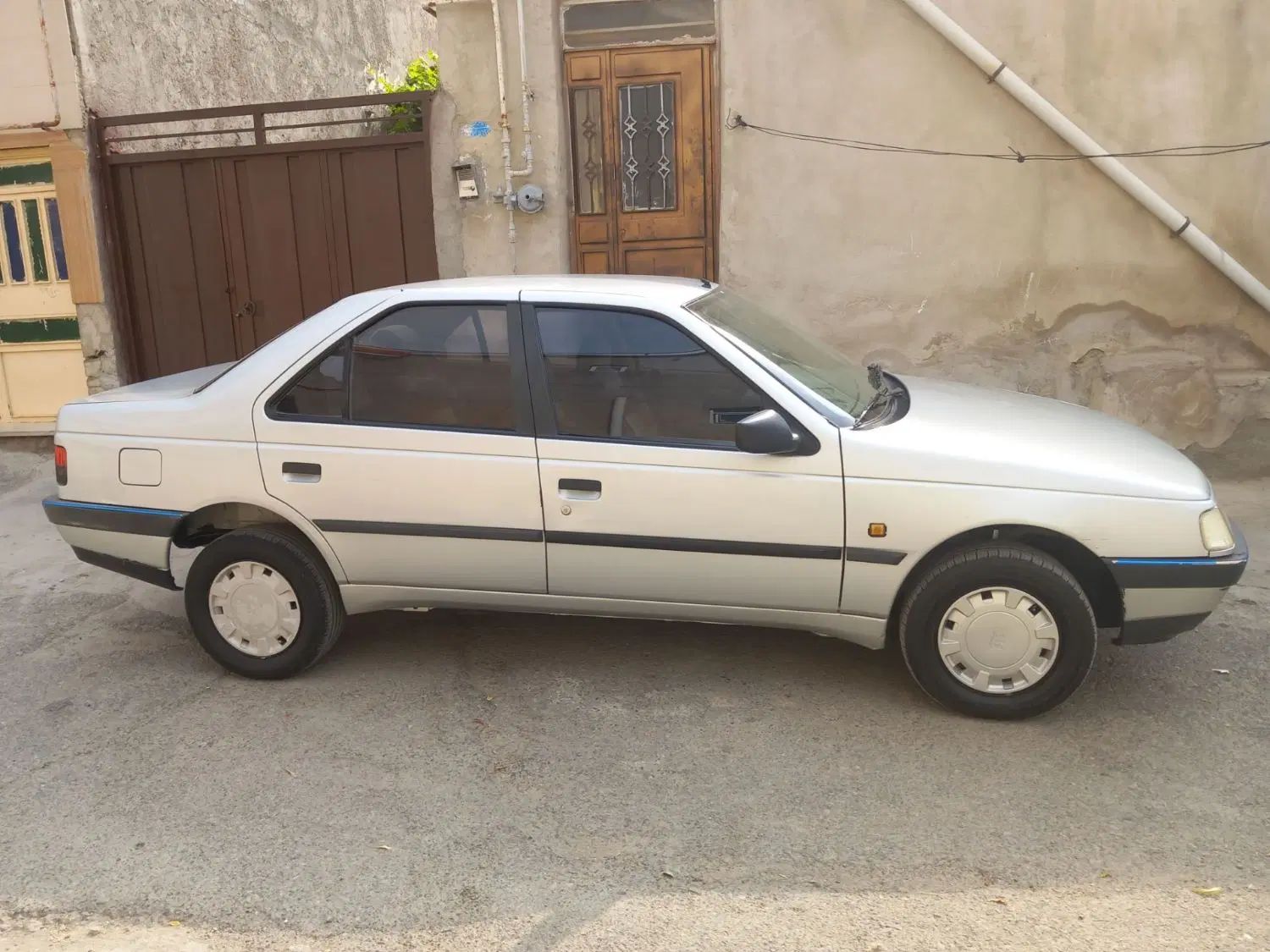 پژو 405 GL - 1370