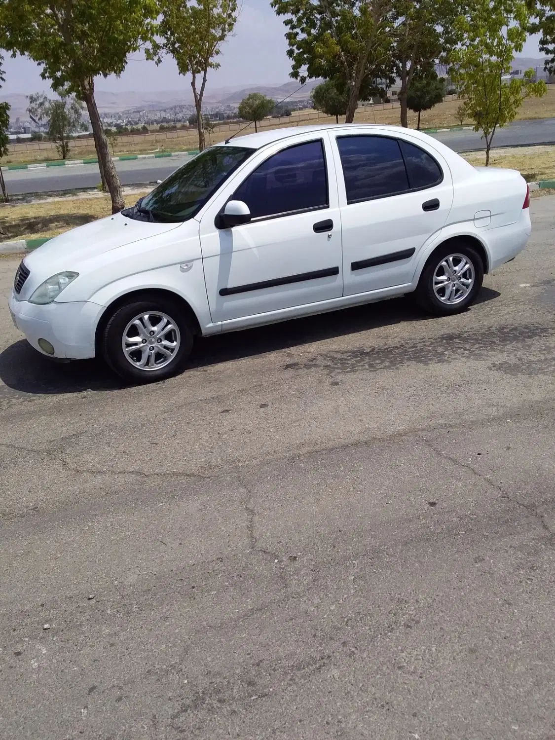 تیبا صندوق دار SX - 1399