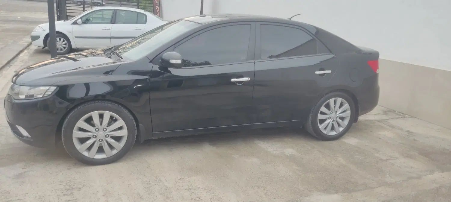 کیا سراتو 2.0 لیتر اتوماتیک GT لاین - 2010