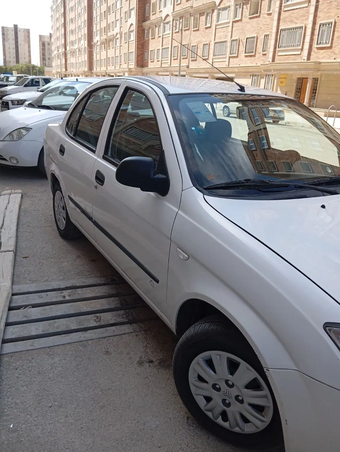 تیبا صندوق دار SX - 1397