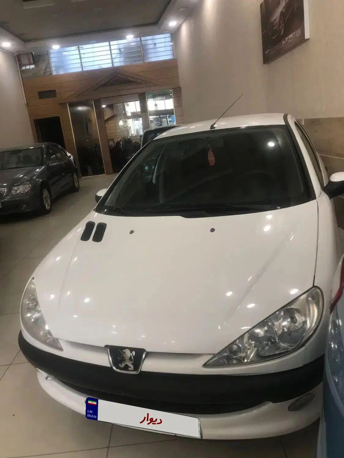 پژو ۲۰۶ صندوق دار v8 - 1398