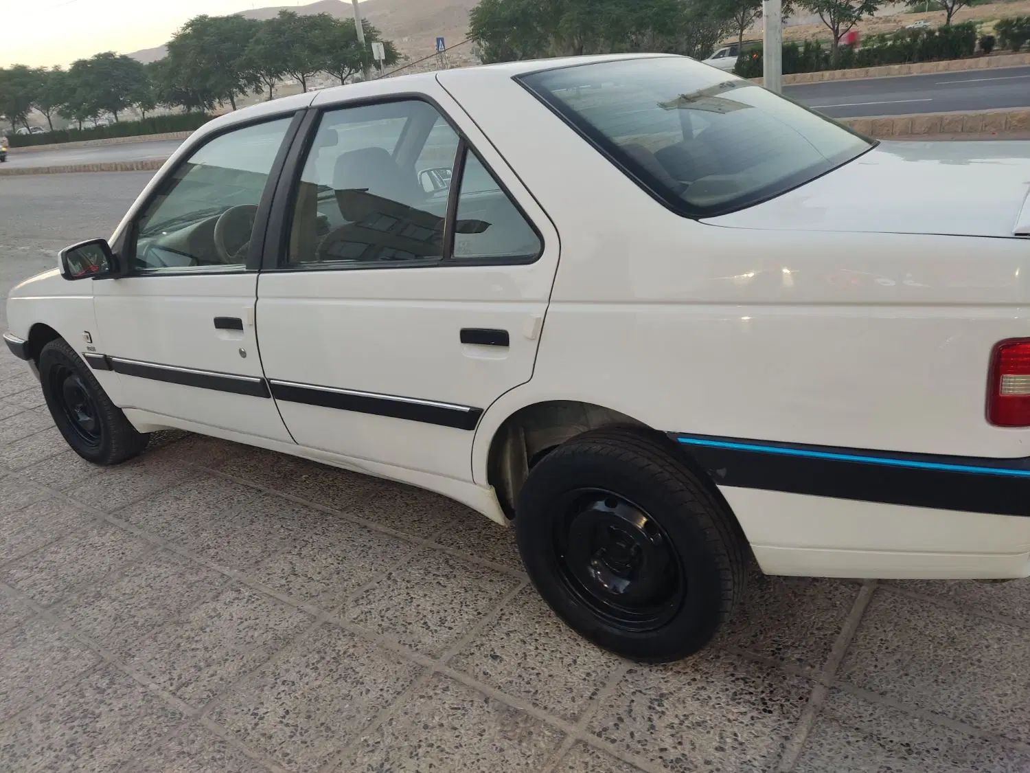 پژو 405 SLX بنزینی TU5 - 1396