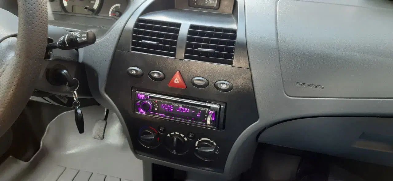تیبا صندوق دار SX - 1400