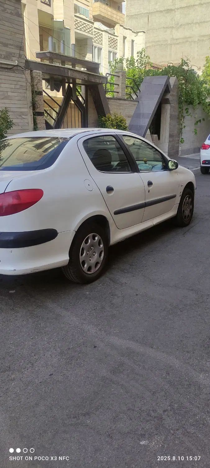 پژو ۲۰۶ صندوق دار v8 - 1389