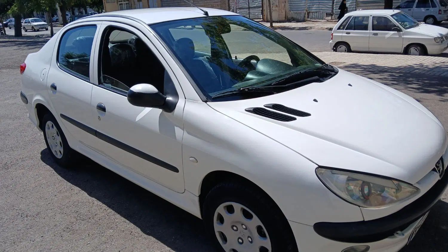 پژو ۲۰۶ صندوق دار v8 - 1395