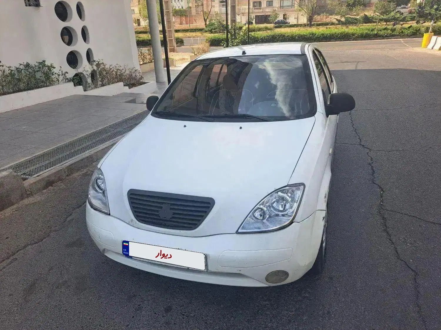 تیبا صندوق دار SX - 1392