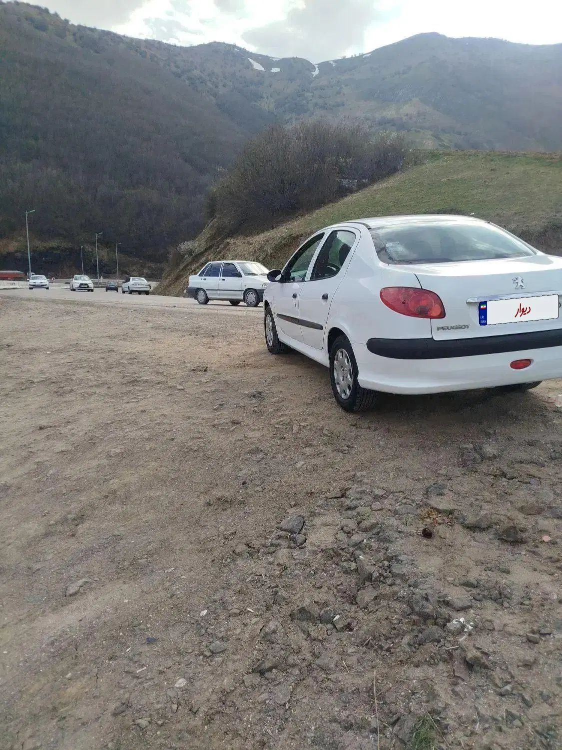 پژو ۲۰۶ صندوق دار v8 - 1394