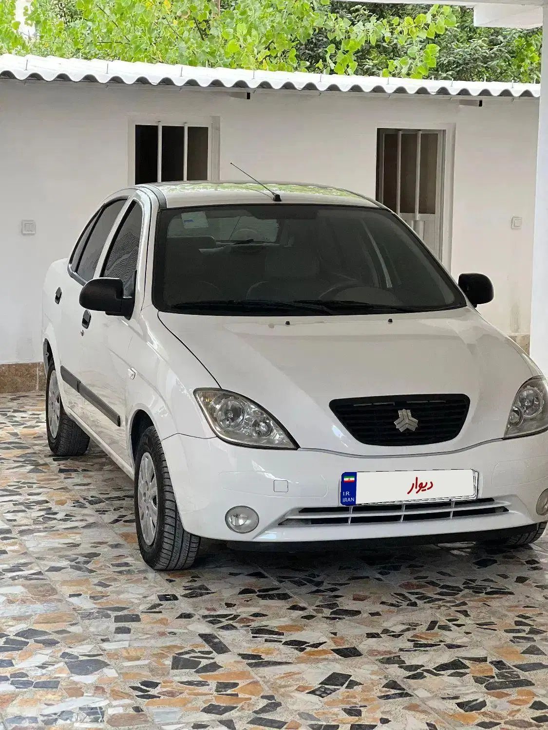 تیبا صندوق دار EX - 1394