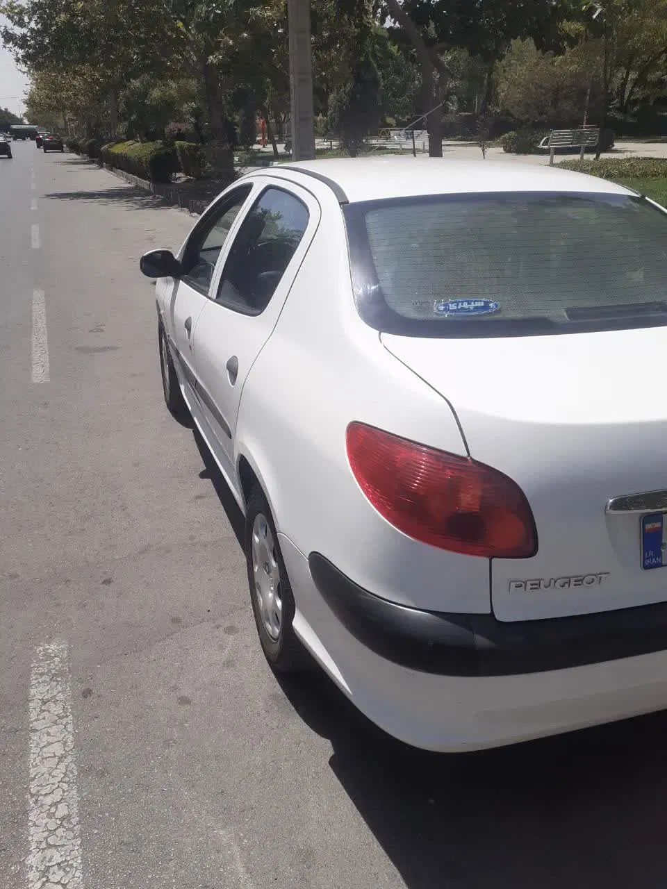 پژو ۲۰۶ صندوق دار v8 - 1398