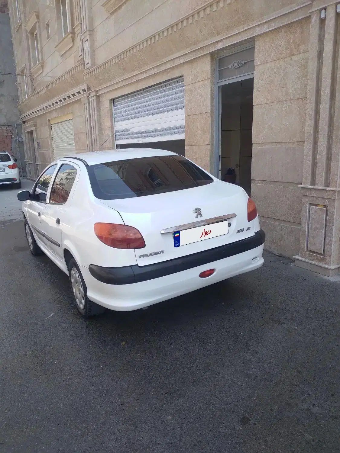 پژو ۲۰۶ صندوق دار v8 - 1389
