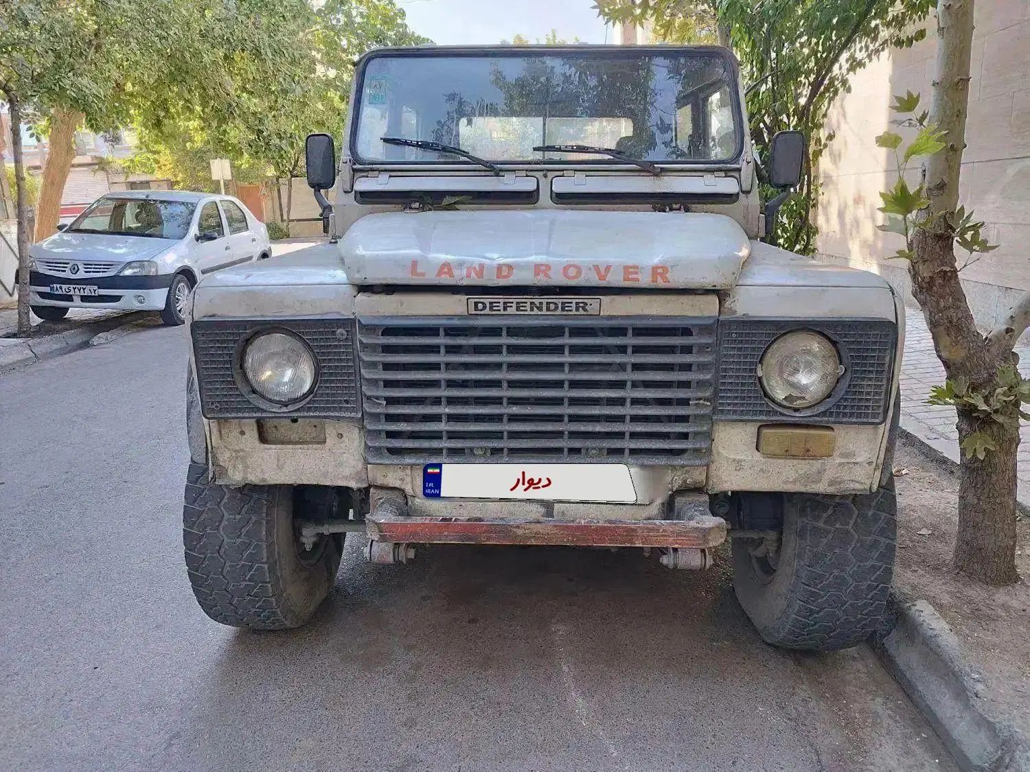 خودرو لندرور، دیفندر آگهی ann_19996487