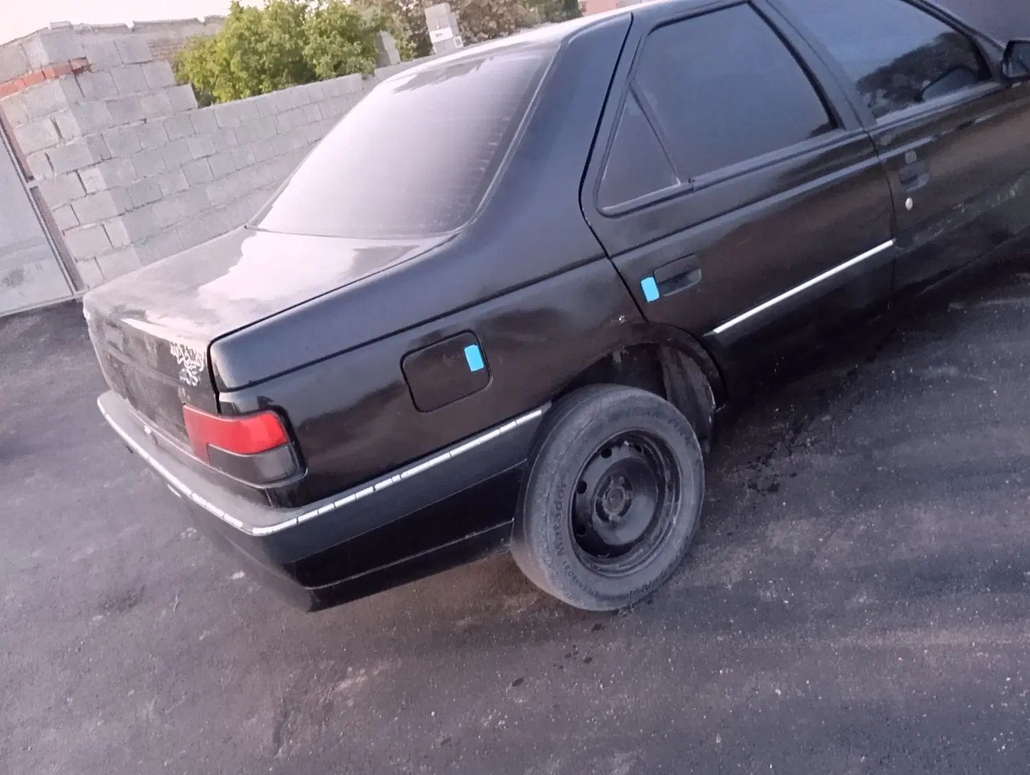 پژو 405 GLX - 1381