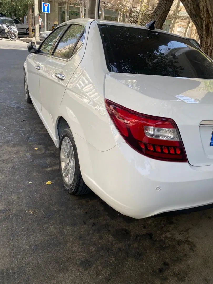 دنا پلاس توربو اتوماتیک - 1400