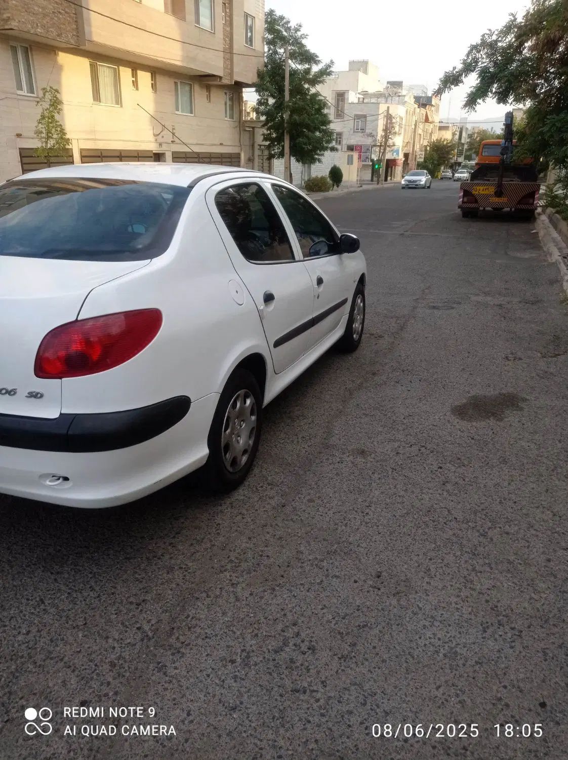 پژو ۲۰۶ صندوق دار v8 - 1396