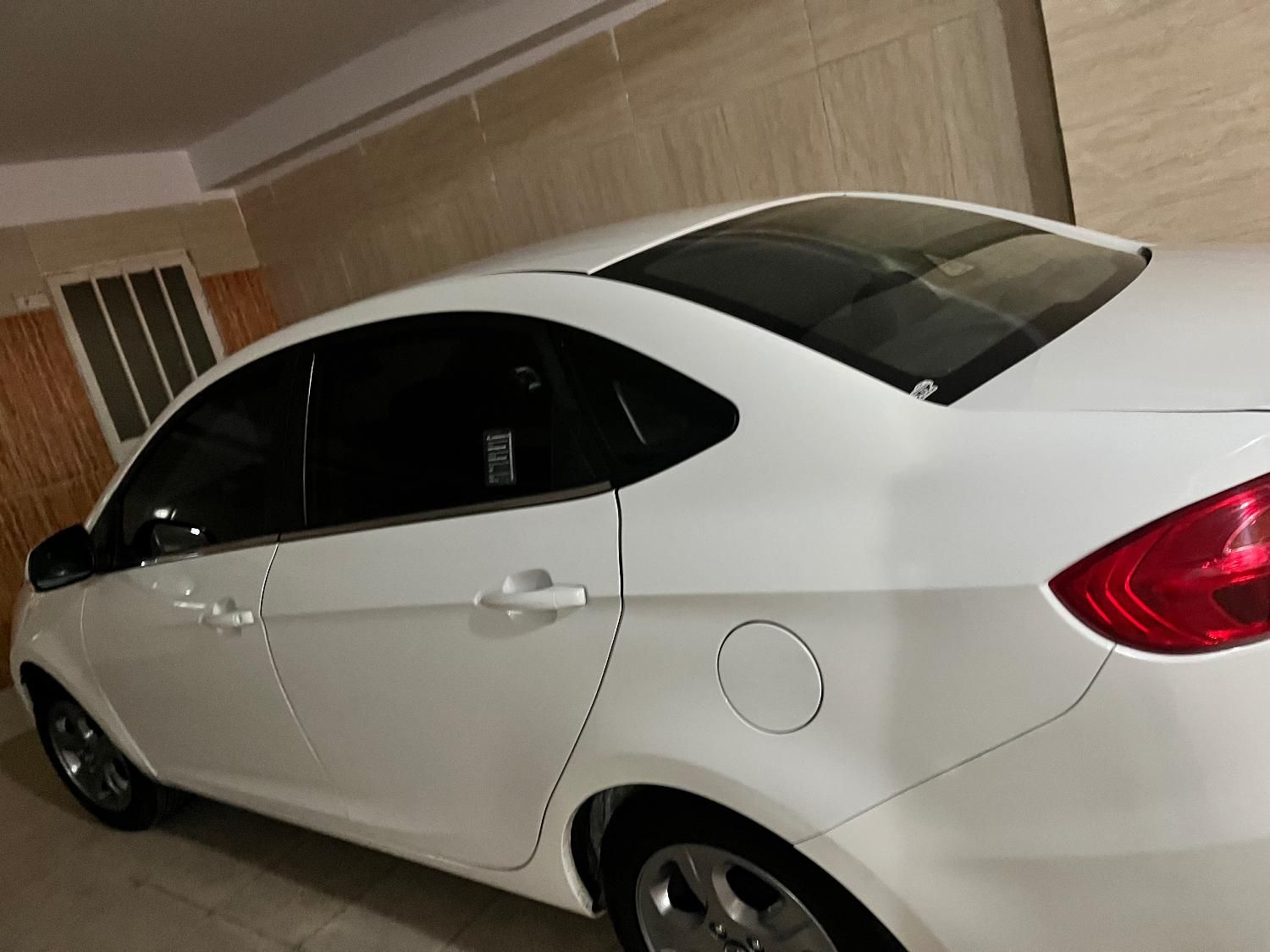 جک J4 اتوماتیک ساده - 1401