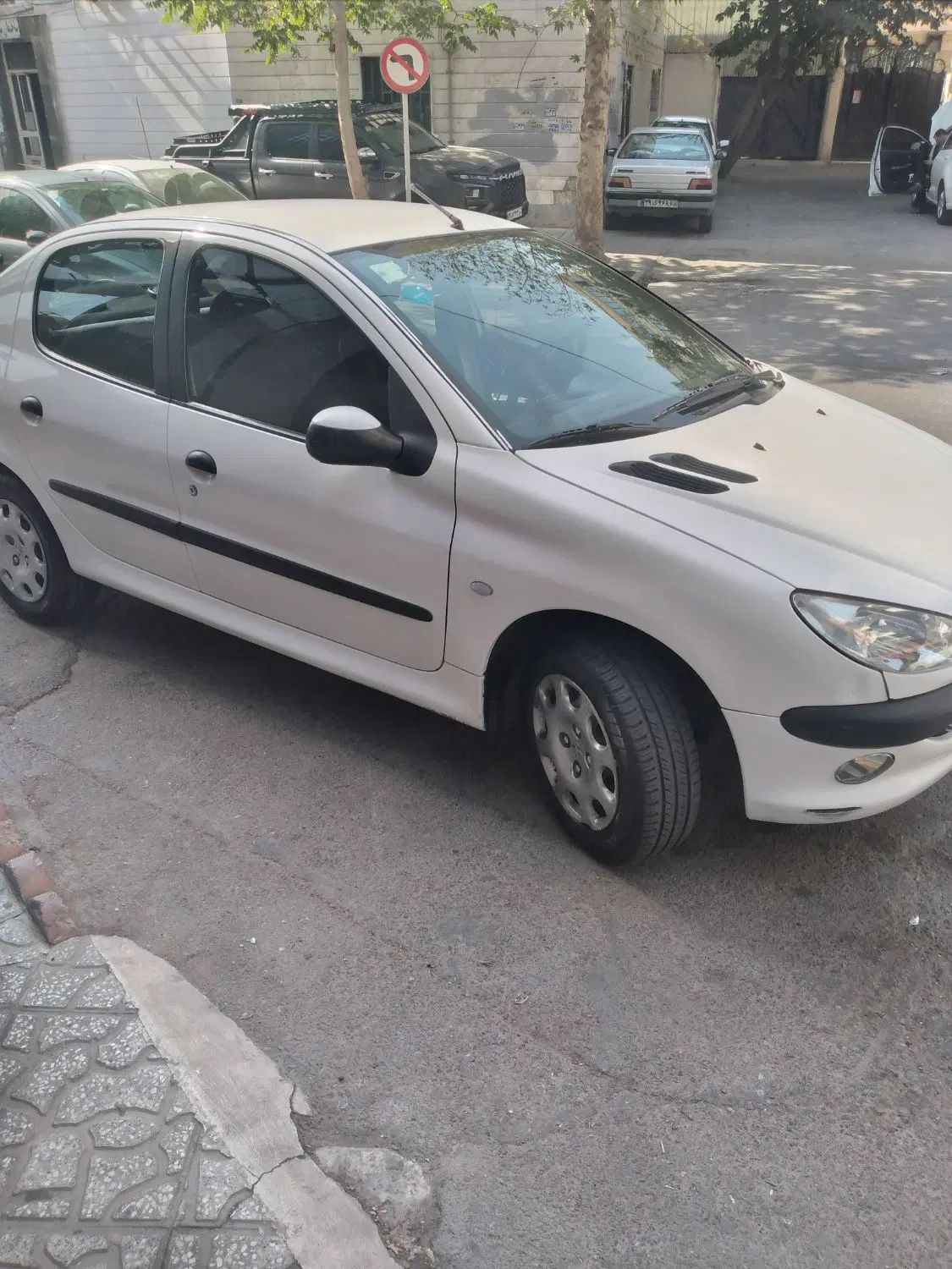 پژو ۲۰۶ صندوق دار v1 - 1389