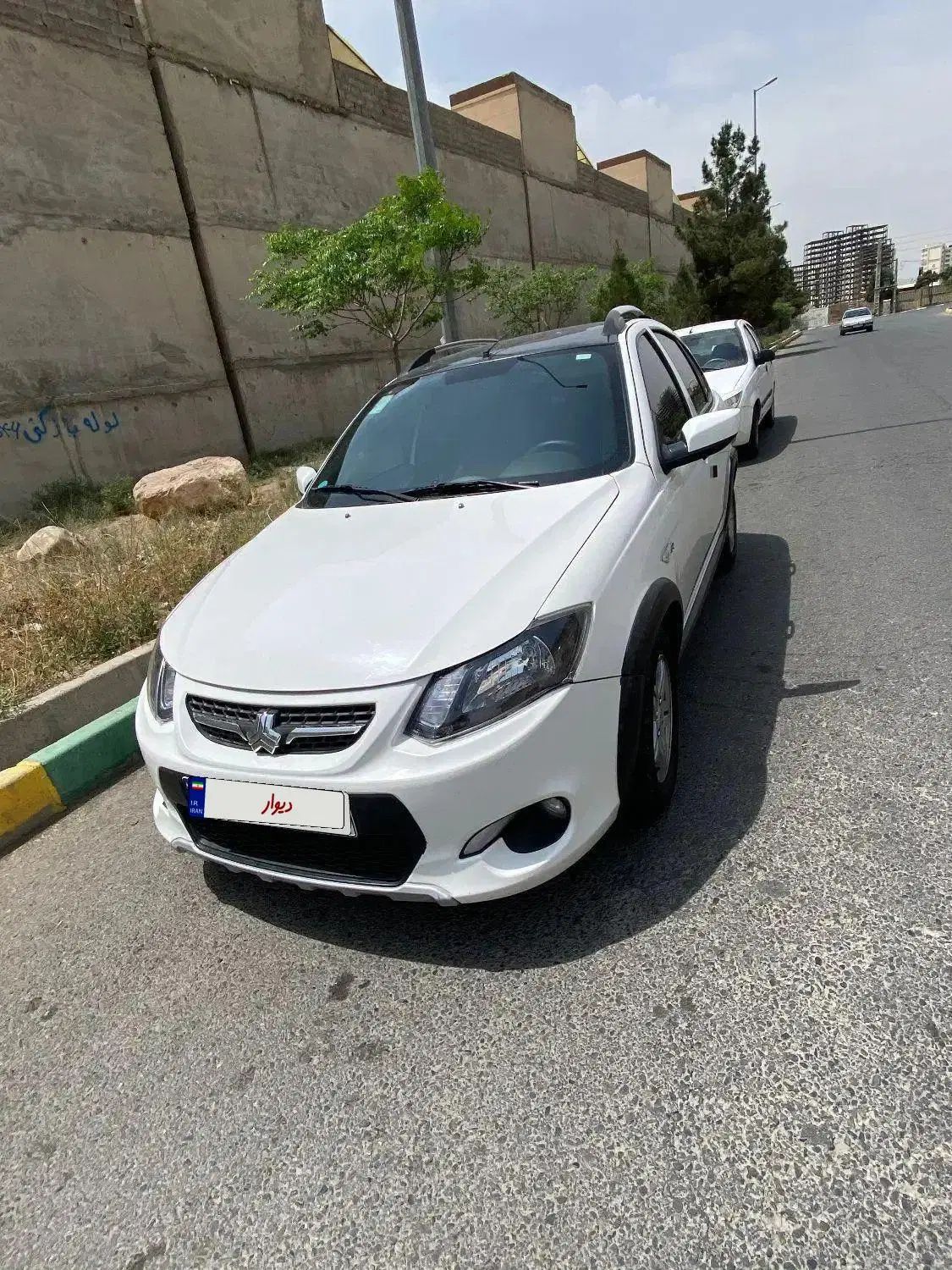 خودرو کوییک، R آگهی ann_19996987